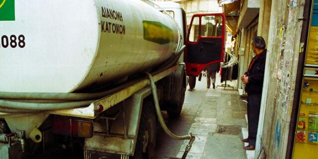 Κανονικά η διανομή πετρελαίου