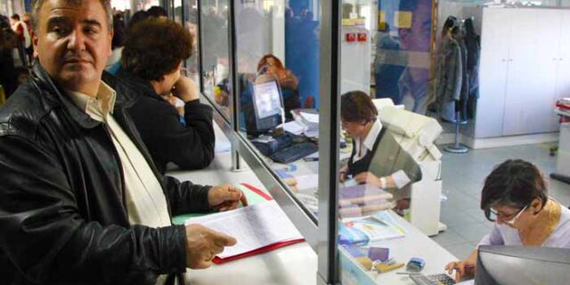 Λάθη οδηγούν σε παράταση