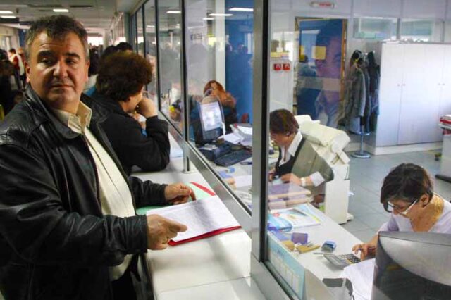 Λάθη οδηγούν σε παράταση