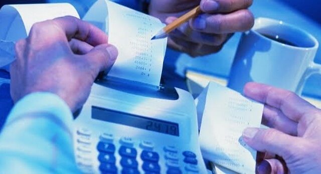 Χειροπέδες στους φοροφυγάδες
