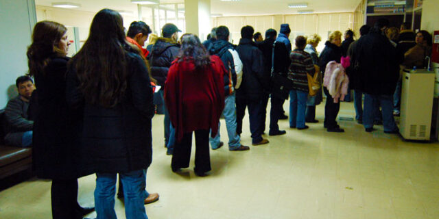 Γολγοθάς στις εφορίες