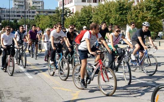 Ποδήλατα σε λεωφορειόδρομους