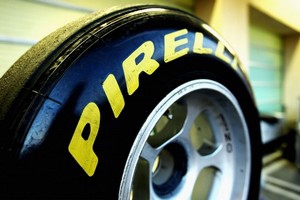 “Χόρεψε” στη βροχή η Pirelli