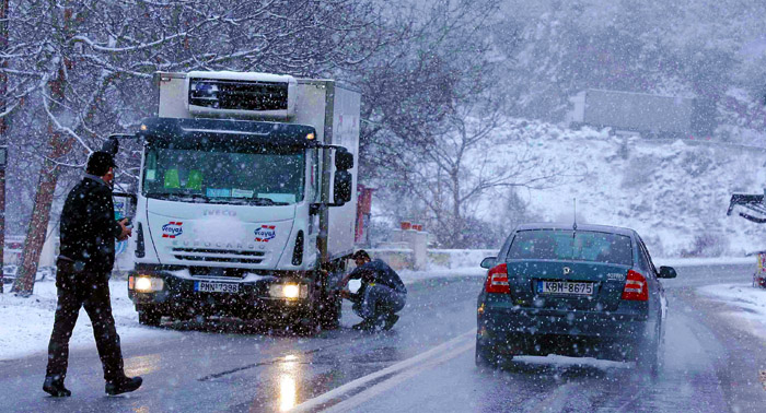 Σε κλοιό κακοκαιρίας