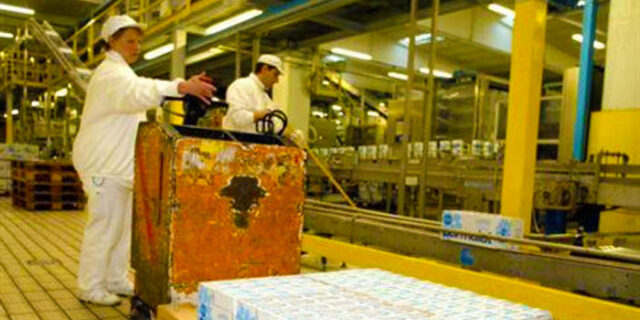 Στο ψυγείο η σύμβαση