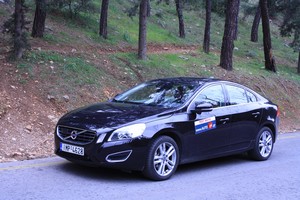 VOLVO S60 T 203PS