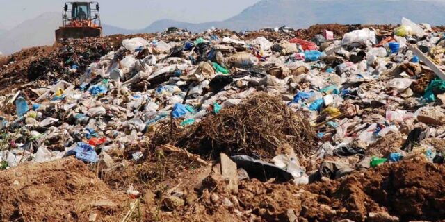 Ραδιενεργά απόβλητα στον ΧΥΤΑ Φυλής: Αυτόφωρη διαδικασία για τον αρμόδιο αντιδήμαρχο
