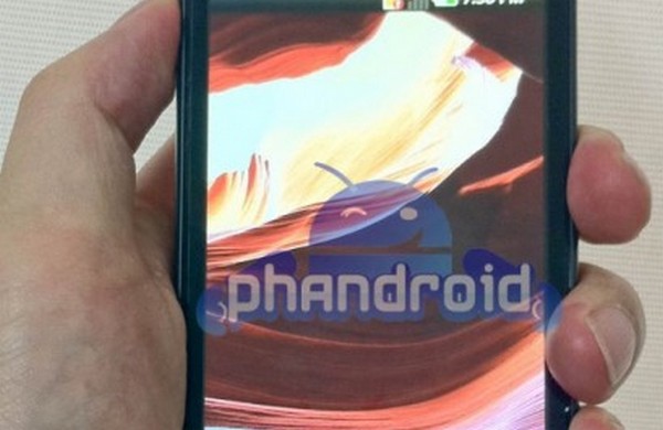 LG Optimus 3D