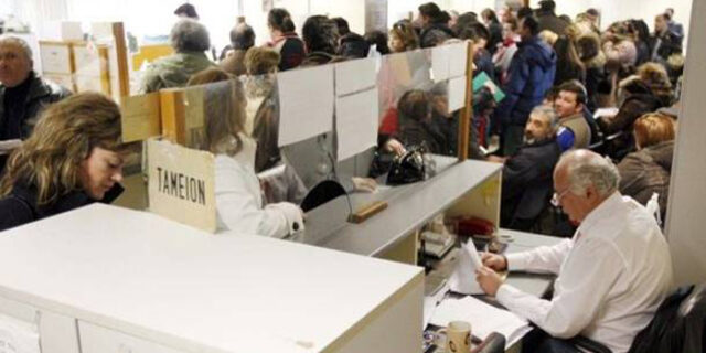 Η Τρόικα ζητά την αύξηση των ορίων ηλικίας. Ποιες οι κόκκινες γραμμές της Κυβέρνησης