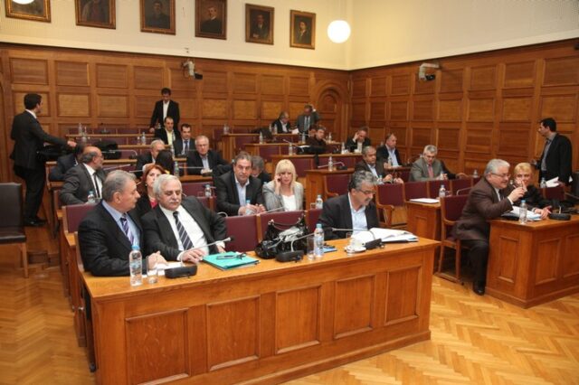 Άλλη ευθύνη των υπουργών