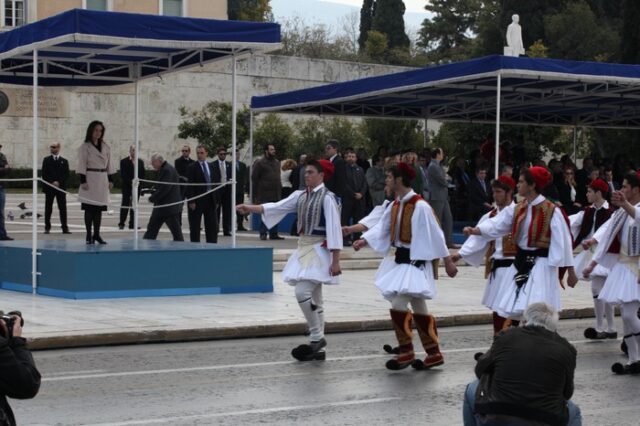 Επεισόδια στην παρέλαση