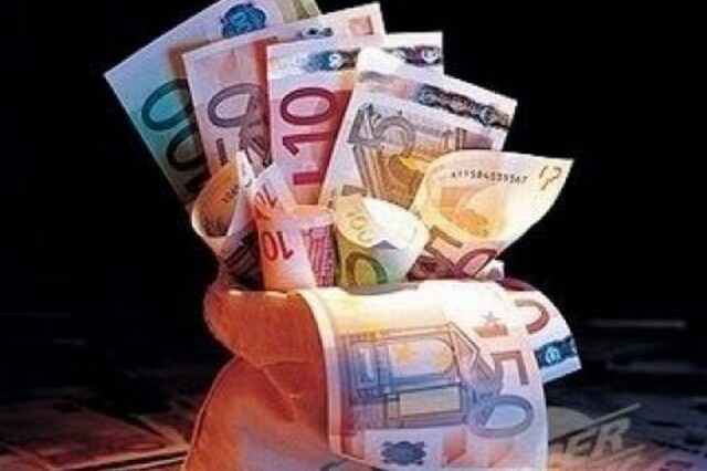Φέσι 5,35 δις Δημοσίου σε ιδιώτες