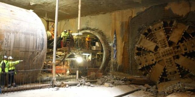 Στον Κορυδαλλό έφτασε ο μετροπόντικας. Επόμενη στάση, Νίκαια