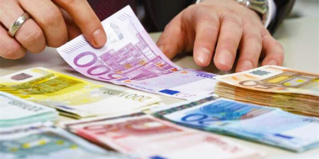Άλλα 30 δισεκατομμύρια ευρώ στις τράπεζες