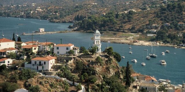 Πωλητήριο στο Σαρωνικό