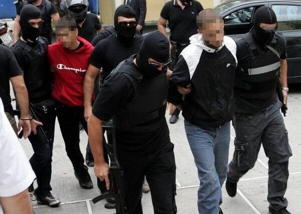 Πολυετείς ποινές στη δίκη “μπλέντερ” για τους Πυρήνες της Φωτιάς