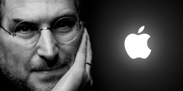 Πώς ο Στιβ Τζομπς έδωσε ξανά ζωή στην Apple