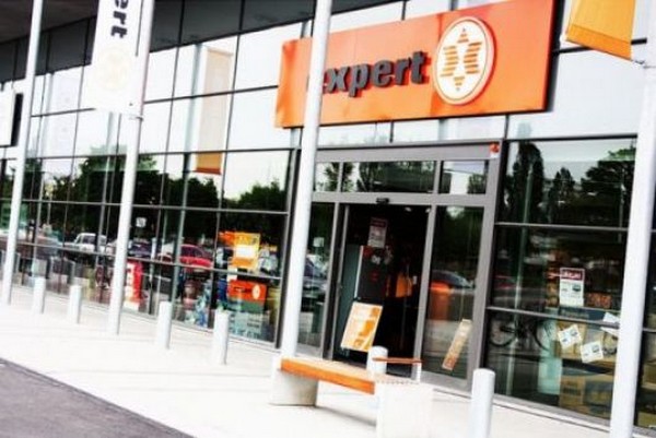 Λουκέτο στα καταστήματα Expert