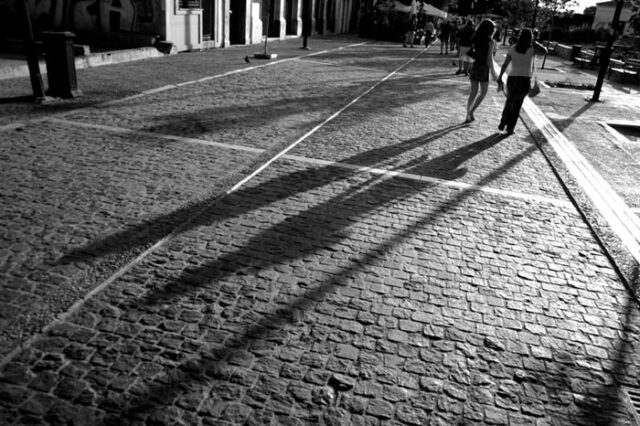 Στο κόκκινο η εγκληματικότητα, απροσπέλαστο το κέντρο το βράδυ