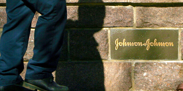 Εξαγορά της Synthes από Johnson and Johnson