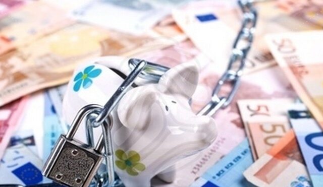 Ερχεται τσουνάμι περικοπών και φόρων