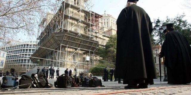 Εκκλησία και Πολιτεία: Ξέχωρα κι Αγαπημένοι