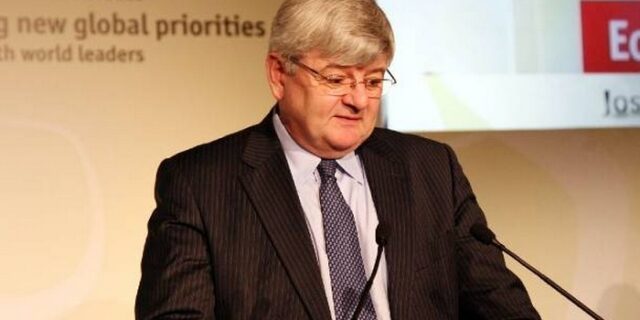 “Φτιάξτε ταμείο και εξαγοράστε το ελληνικό χρέος”