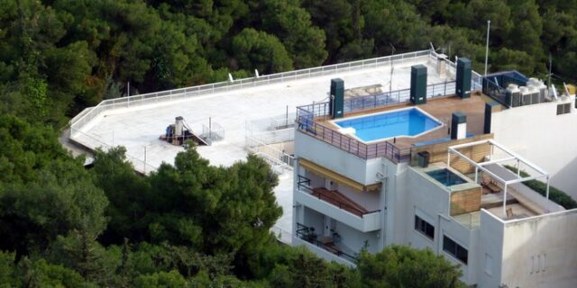 “Τακτοποίηση” πισίνων για πρόσθετα έσοδα