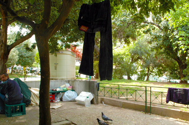 Άβατο η πλατεία Κλαυθμώνος