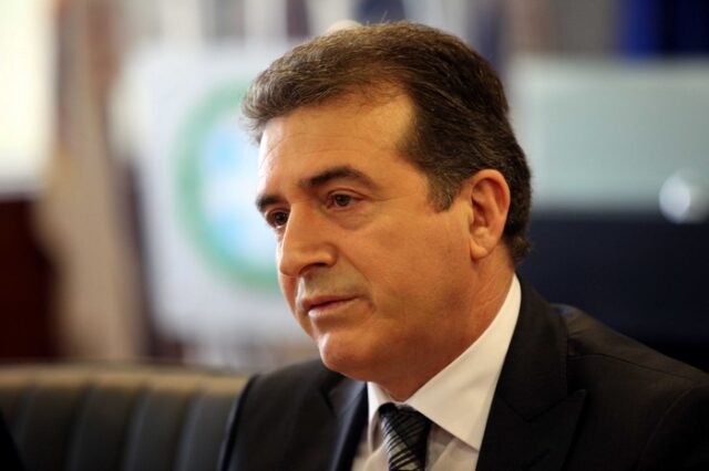 “Να φύγει τώρα ο Παπανδρέου”