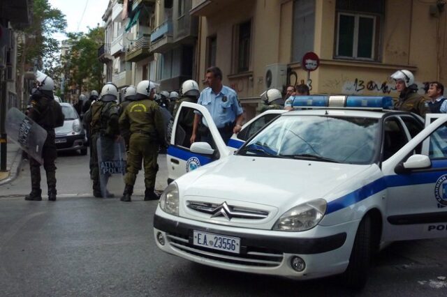 Ξετυλίγεται το κουβάρι της κινητής γιάφκας στα Εξάρχεια