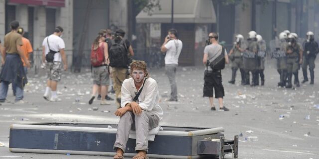Μήνυση κατά παντός υπευθύνου για τους βανδαλισμούς