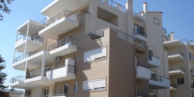 Στα 733.000.000 ευρώ τα έσοδα από τους ημιυπαίθριους