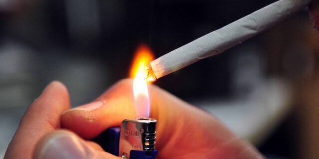 ”Καπνόσημο” σε μπουζούκια και καζίνο