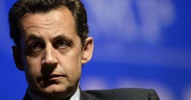 Σαρκοζί: Τρέλα η έξοδος της Ελλάδας από το ευρώ