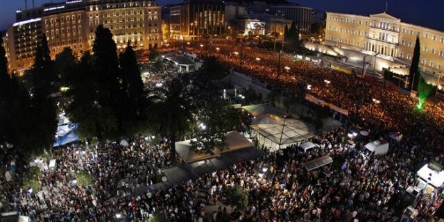 Με αεροπλάνα, πλοία και ΚΤΕΛ η απόβαση στο Σύνταγμα