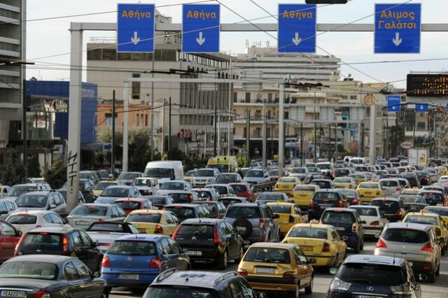 Επεκτείνονται τα μειωμένα τέλη κυκλοφορίας για να πάρουν πίσω τις πινακίδες των οχημάτων