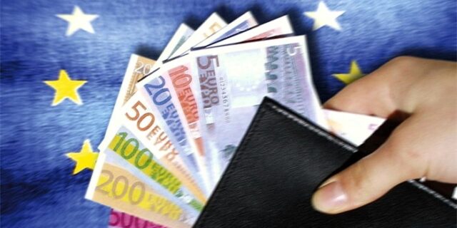 Τραπεζικοί φόροι για ενίσχυση της Ελλάδας
