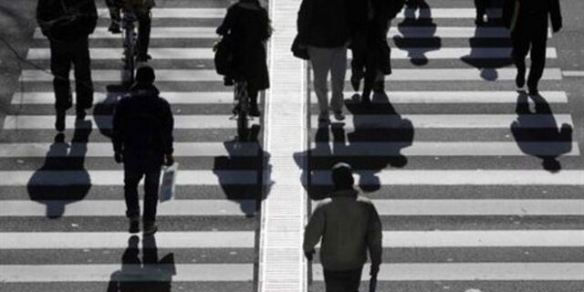 Έκθεση – σοκ: Οργιάζει η αδήλωτη εργασία – Φτερά έκανε το 23,7% των μισθών