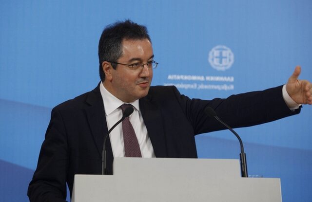 “Αν είχε εκδοθεί το ευρωομόλογο, θα είχε αποφευχθεί η κρίση”