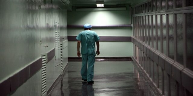 Γεωργιάδης: Δεν αυξάνεται το εισιτήριο πρόσβασης στα νοσοκομεία