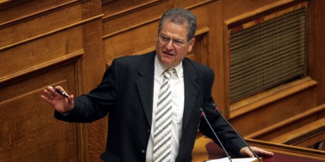 Πωλητήριο ή χρεοκοπία