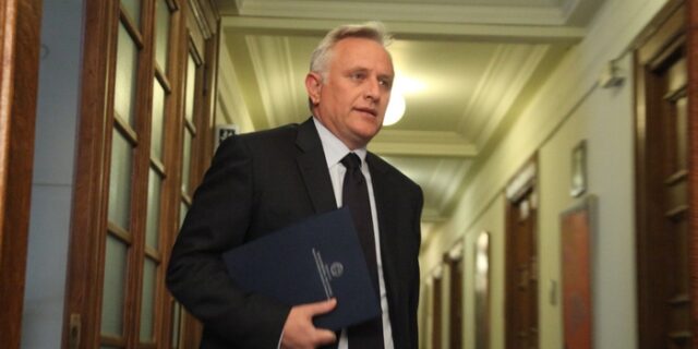 Ραγκούσης: “Είναι ντροπή να ηγείται ο Ε. Βενιζέλος του ΠΑΣΟΚ”