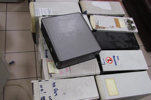 Έφοδος της ΕΛΑΣ σε υπό κατάληψη κτίριο