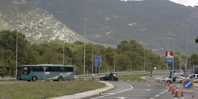 Κλειστά για έξι ώρες τα Τέμπη