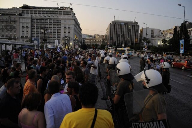 Η αντεπίθεση των αγανακτισμένων