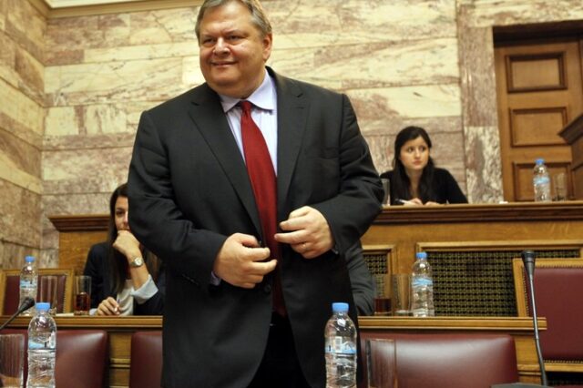 Έτοιμο το νέο πακέτο μέχρι τον Οκτώβρη