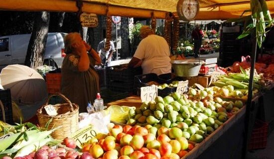 Από το χωράφι στο ράφι μέχρι και 900% ακριβότερα
