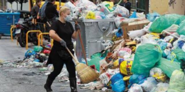 Βουνό τα σκουπίδια στην Αθήνα
