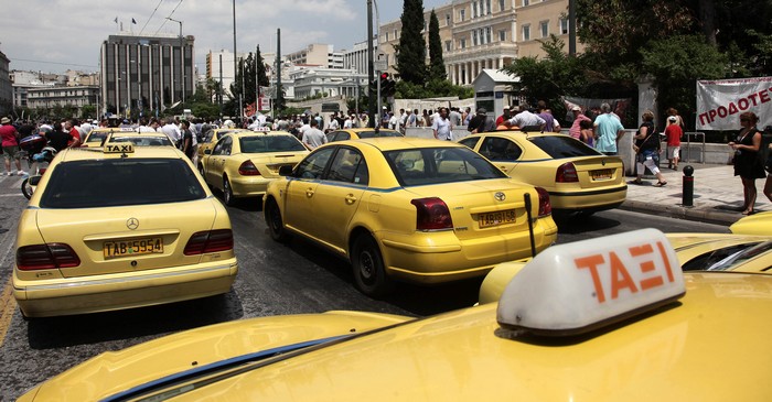 Έκκληση για διάλογο από τους ιδιοκτήτες ταξί